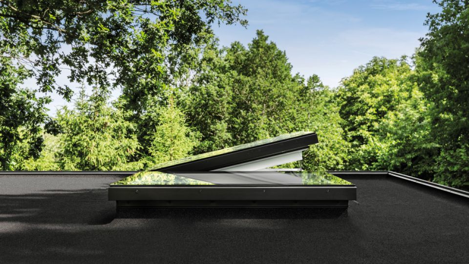 velux-blog-roof-type-flat.jpg